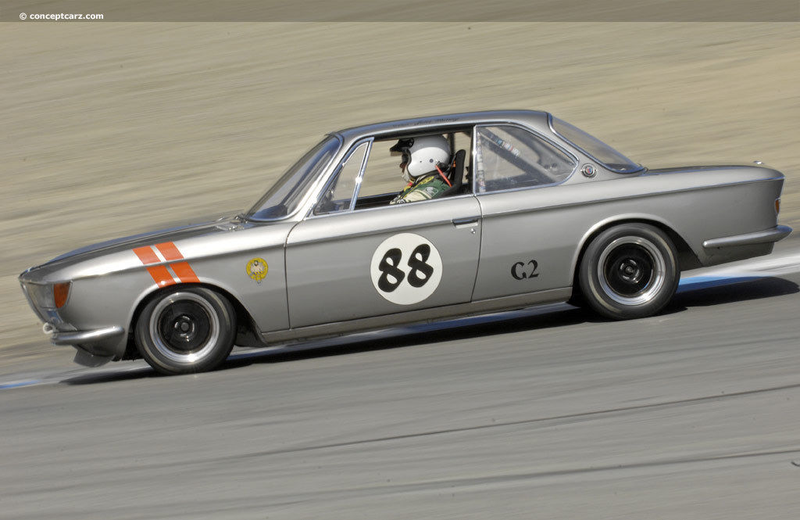 Illustration for article titled There Is No Wrong Answer In This Vintage BMW Racecar Faceoff